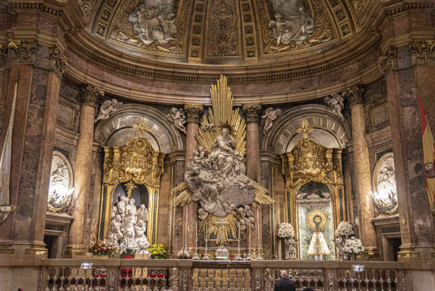 Zaragoza 023 - basílica de Nuestra Señora del Pilar - Santa Capilla de la Virgen del Pilar.jpg